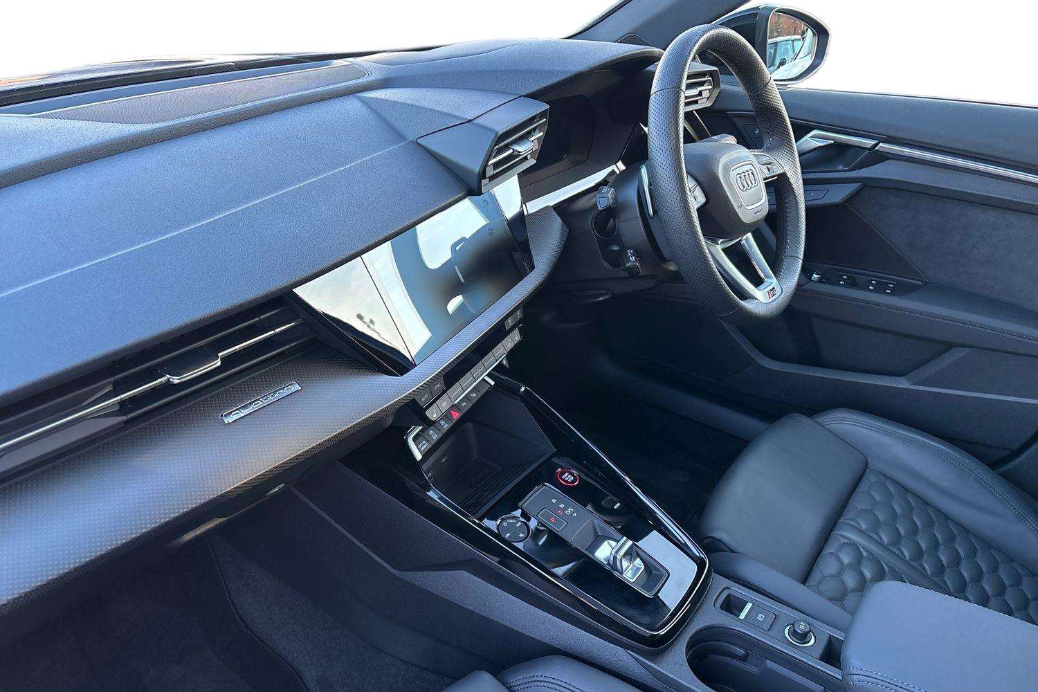 Used Audi RS3 2023 for sale - 77361402: Photo 2