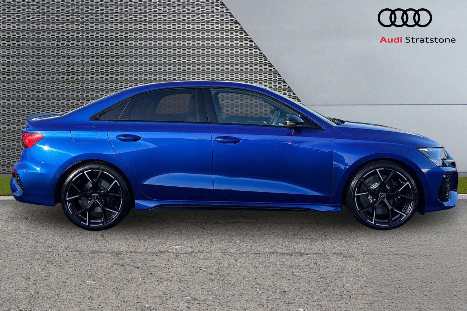 Used Audi RS3 2023 for sale - 77361402: Photo 4