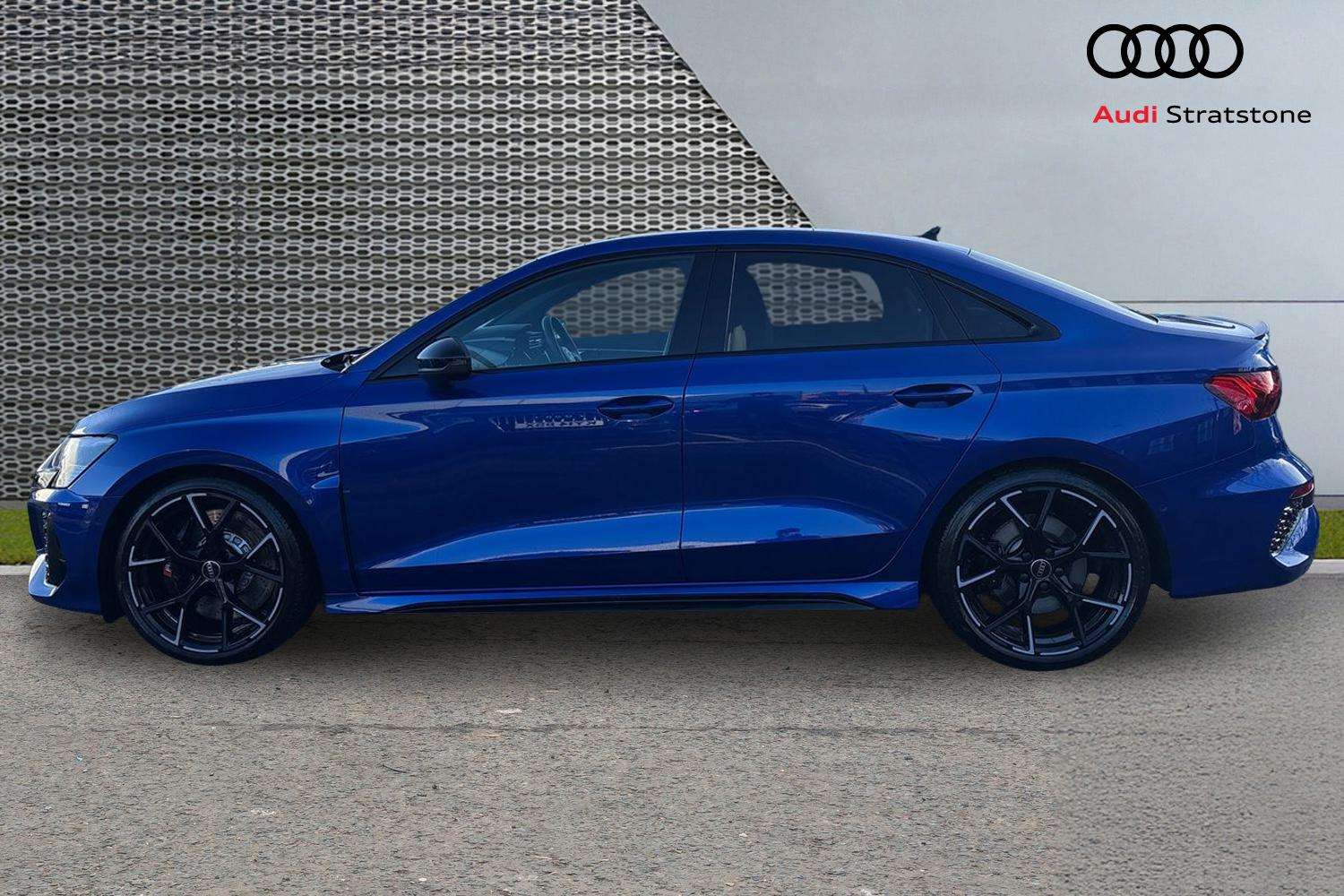 Used Audi RS3 2023 for sale - 77361402: Photo 8