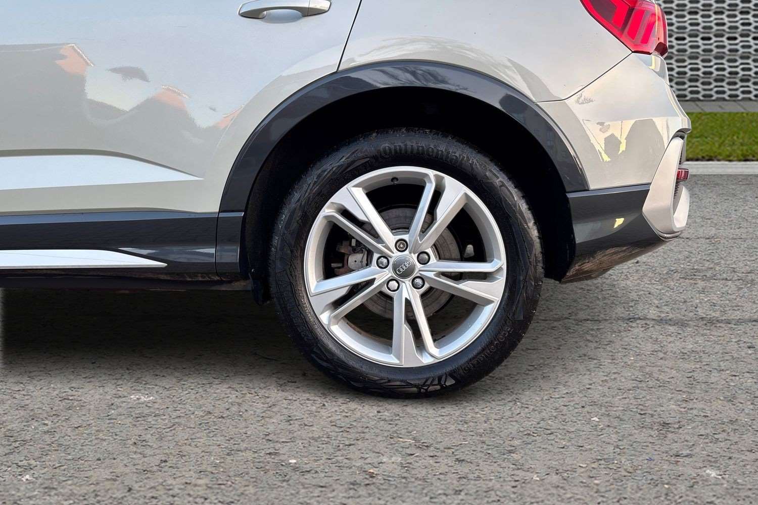 Used Audi Q3 2020 for sale - 77083025: Photo 10