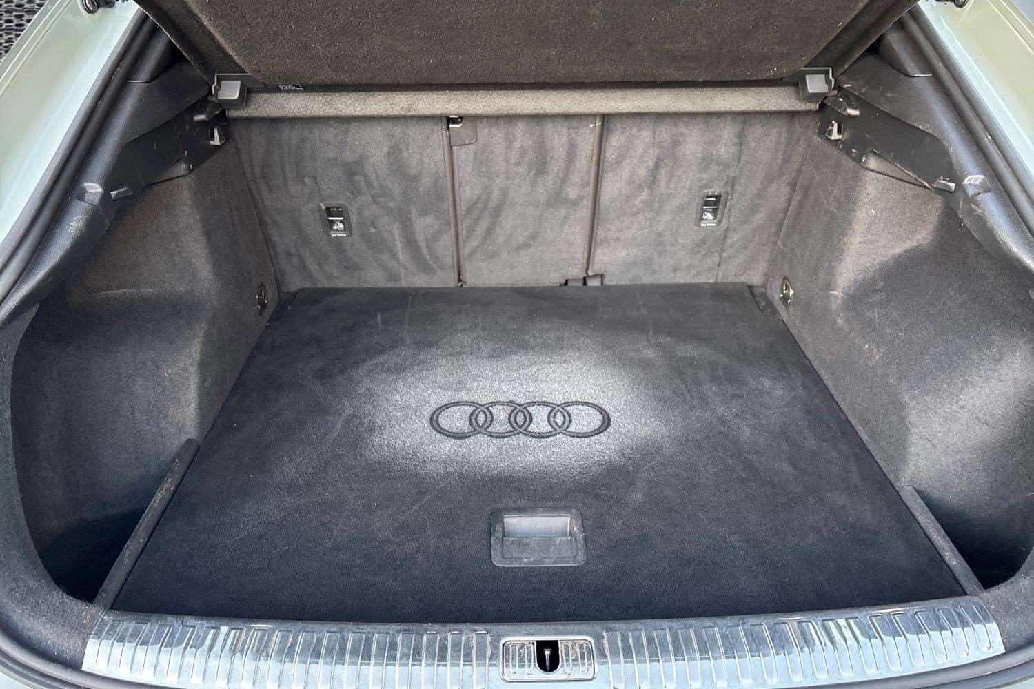 Used Audi Q3 2020 for sale - 77083025: Photo 13