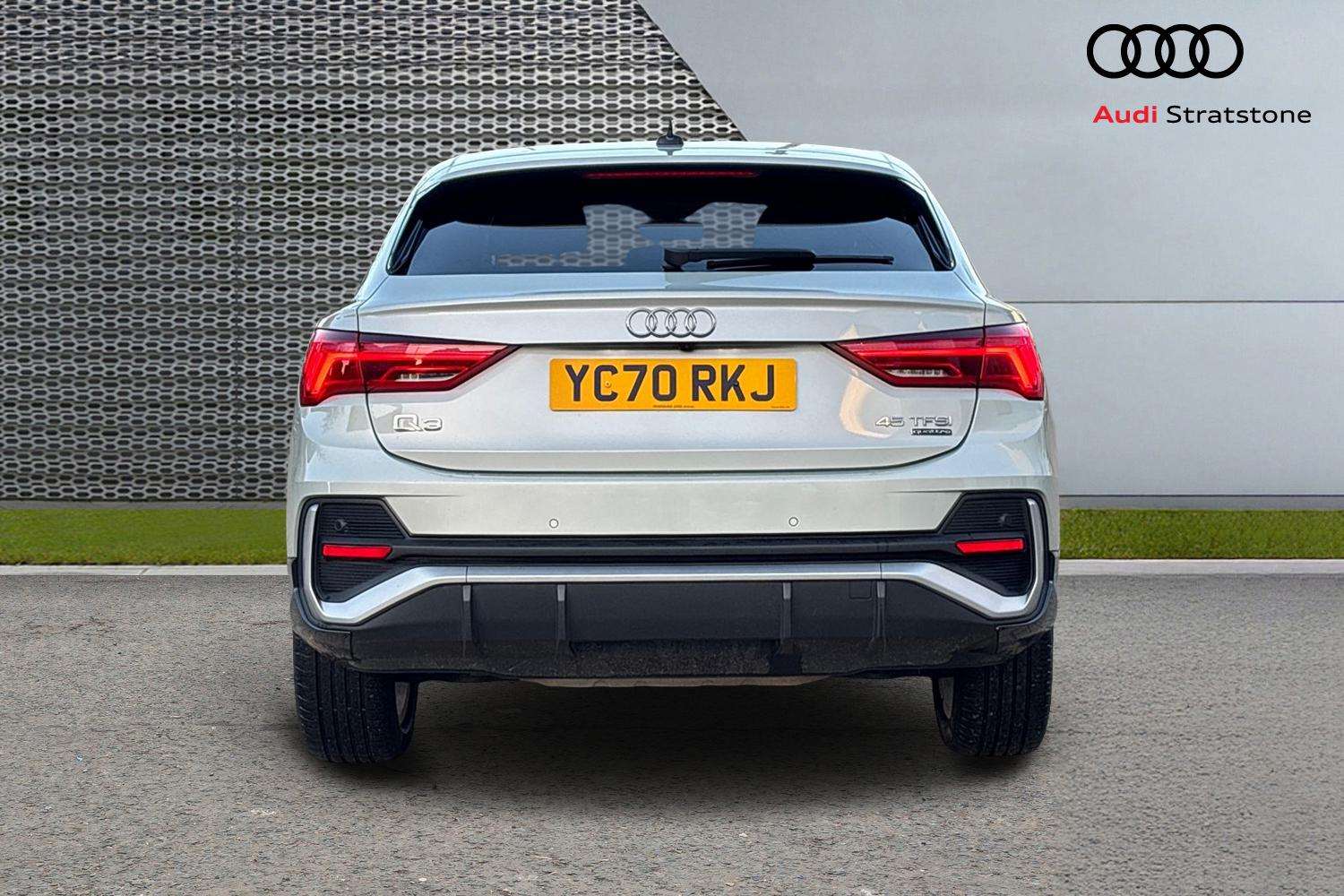 Used Audi Q3 2020 for sale - 77083025: Photo 7