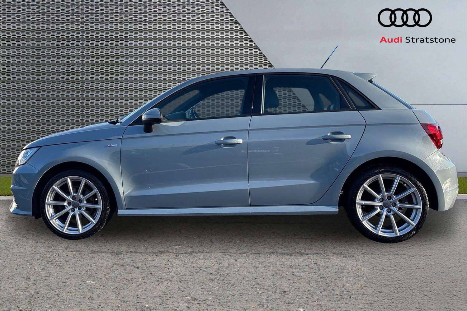 Used Audi A1 2018 for sale - 77134898: Photo 8