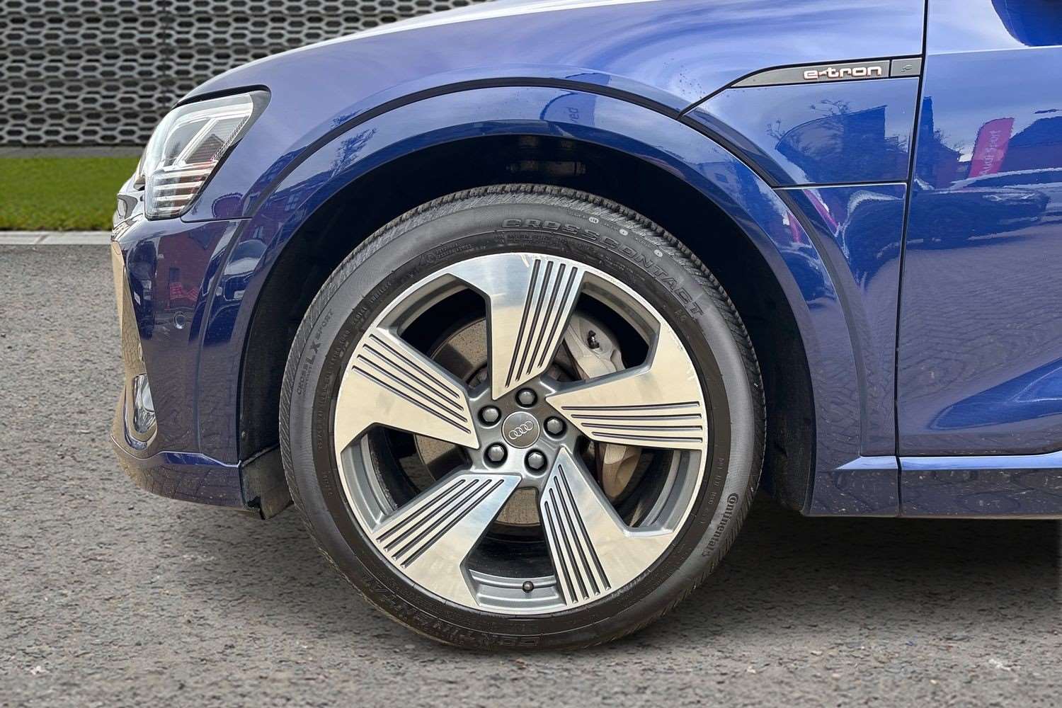 Used Audi e-tron 2021 for sale - 77674739: Photo 11