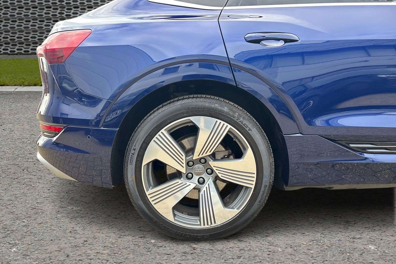 Used Audi e-tron 2021 for sale - 77674739: Photo 9