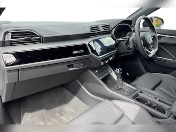 Used Audi Q3 2025 for sale - 75452788: Photo