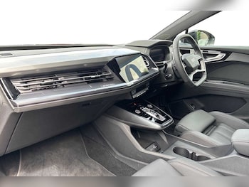 Used Audi Q4 e-tron 2025 for sale - 76063518: Photo 2