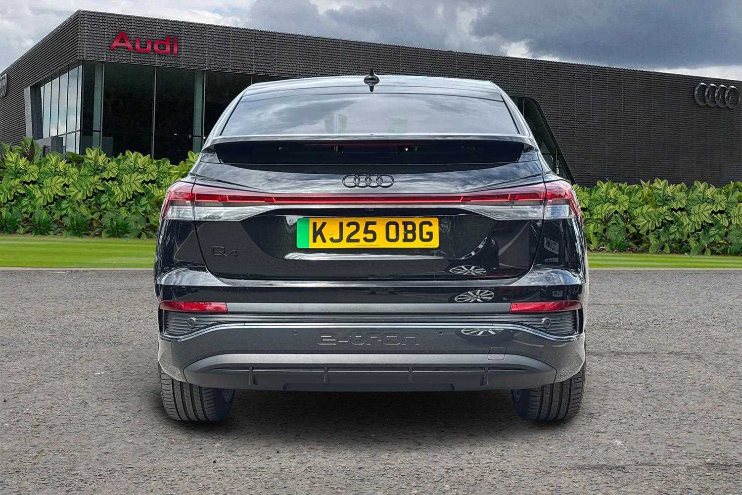 Used Audi Q4 e-tron 2025 for sale - 76063518: Photo 7
