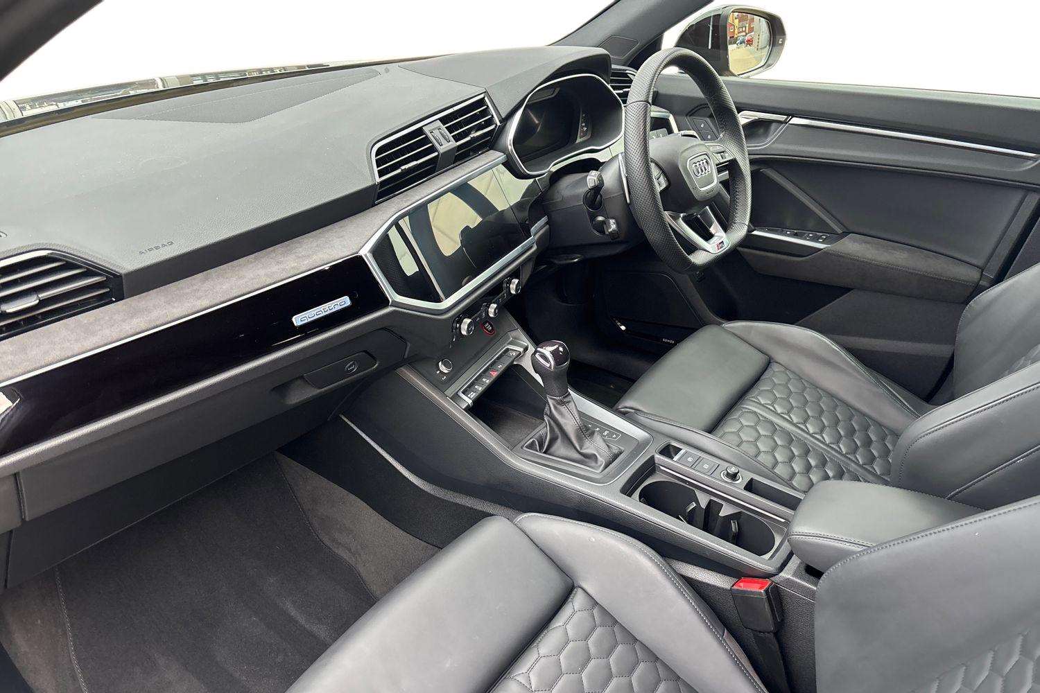 Used Audi RS Q3 2022 for sale - 77134902: Photo 2