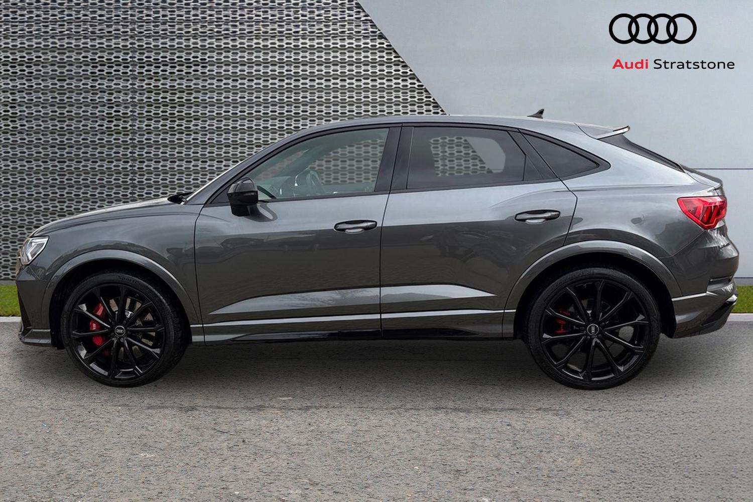 Used Audi RS Q3 2022 for sale - 77134902: Photo 8