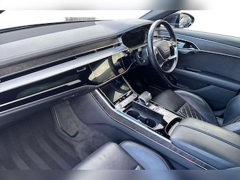 Used Audi A8 2021 for sale - 78010334: Photo