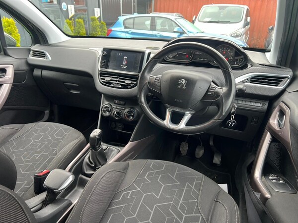 Used Peugeot 2008 2015 for sale - 72605806: Photo 7