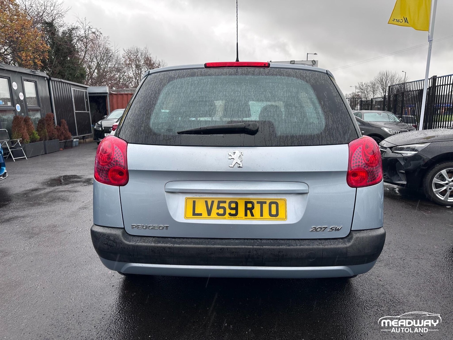 Used Peugeot 207 2010 for sale - 76849992: Photo 11