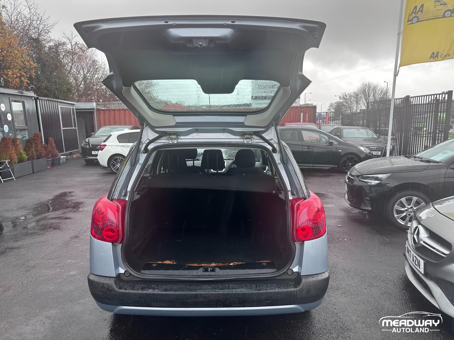 Used Peugeot 207 2010 for sale - 76849992: Photo 35