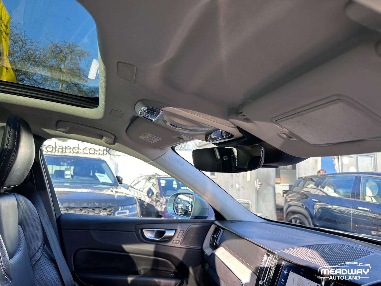 Used Volvo XC60 2018 for sale - 77978042: Photo 34