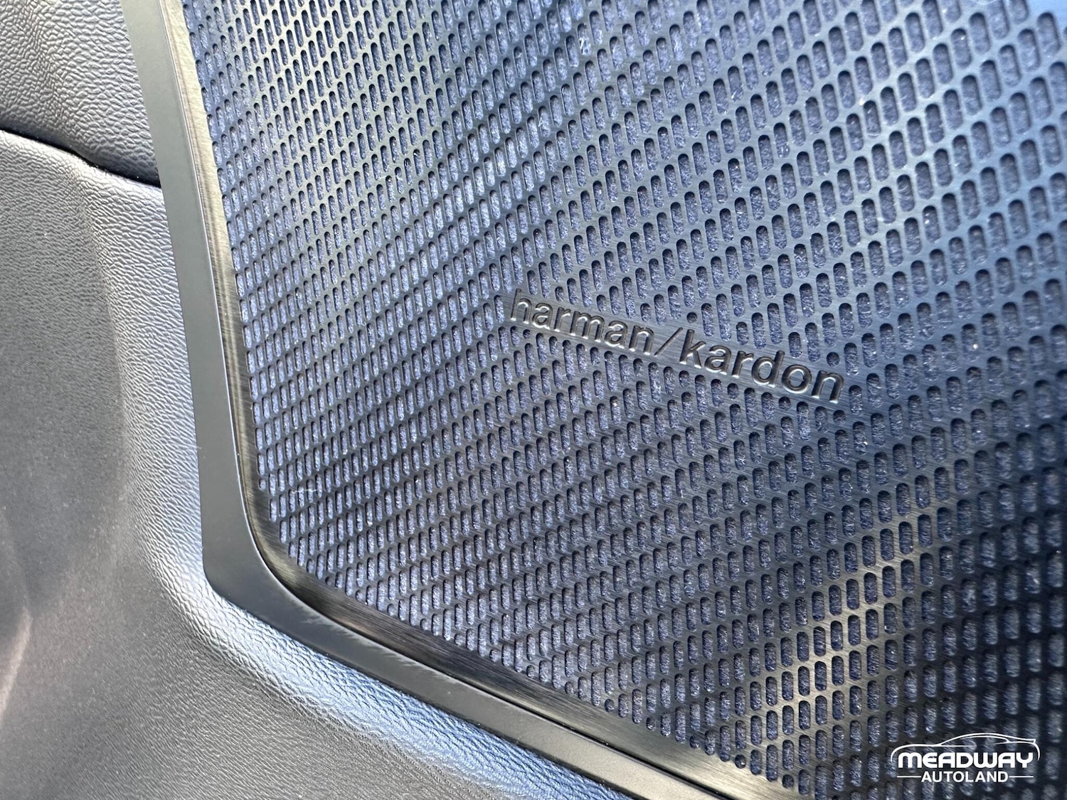 Used Volvo XC60 2018 for sale - 77978042: Photo 42