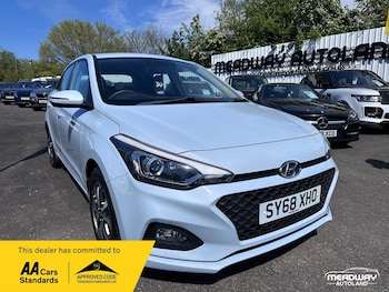 Used Hyundai i20 2018 for sale - 78383950: Photo
