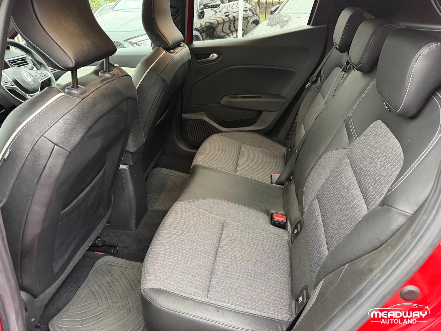 Used Renault Clio 2023 for sale - 77440956: Photo 8