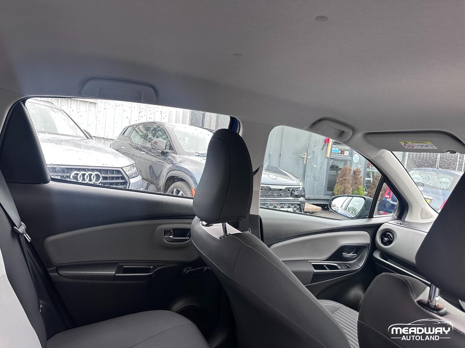 Used Toyota Yaris for sale - 77626185: Photo 19