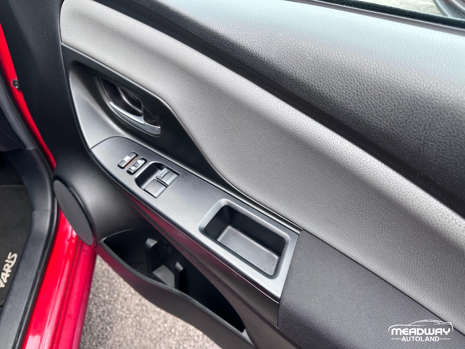 Used Toyota Yaris for sale - 78136358: Photo 32