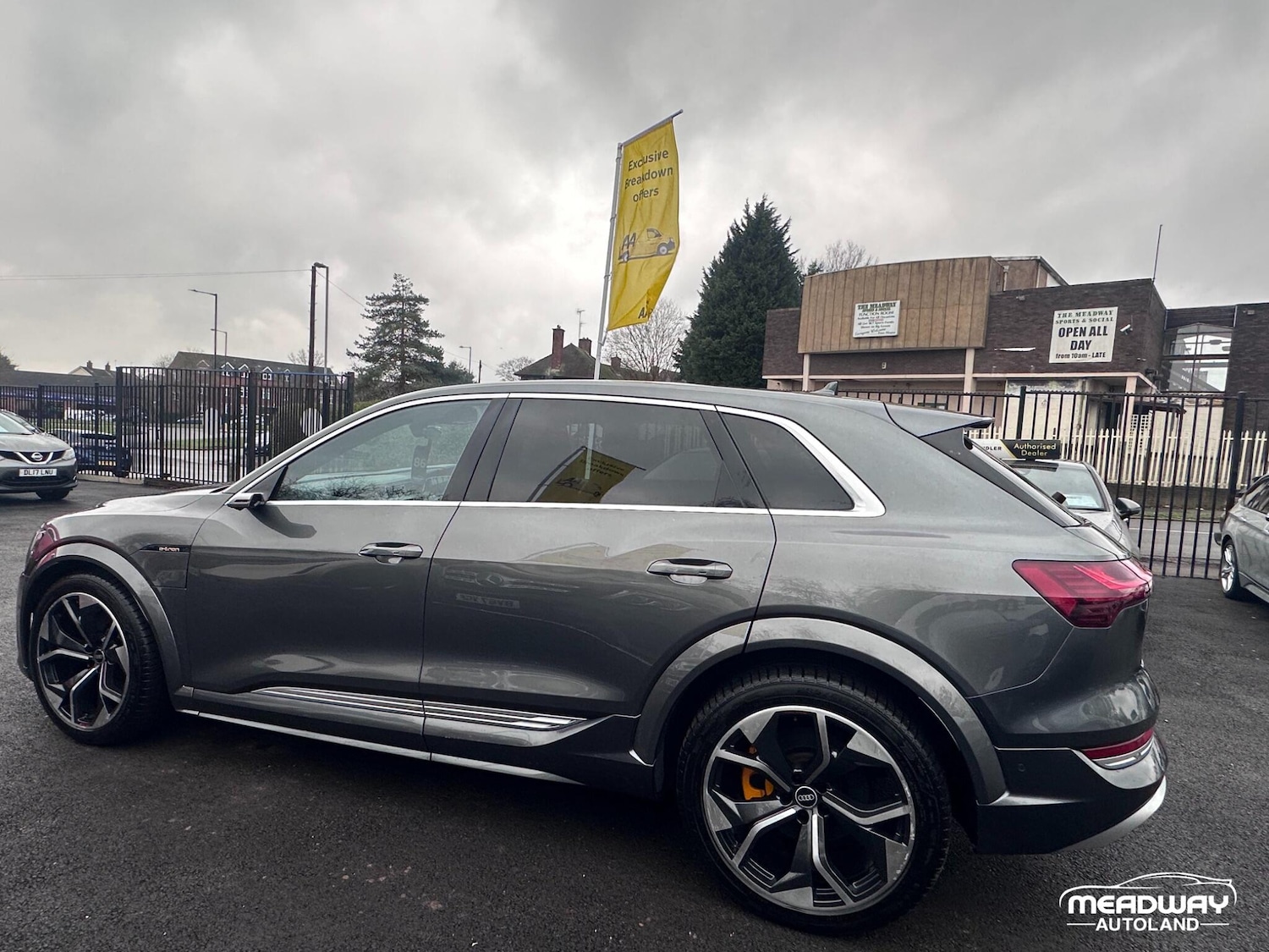 Used Audi e-tron 2021 for sale - 77376513: Photo 7