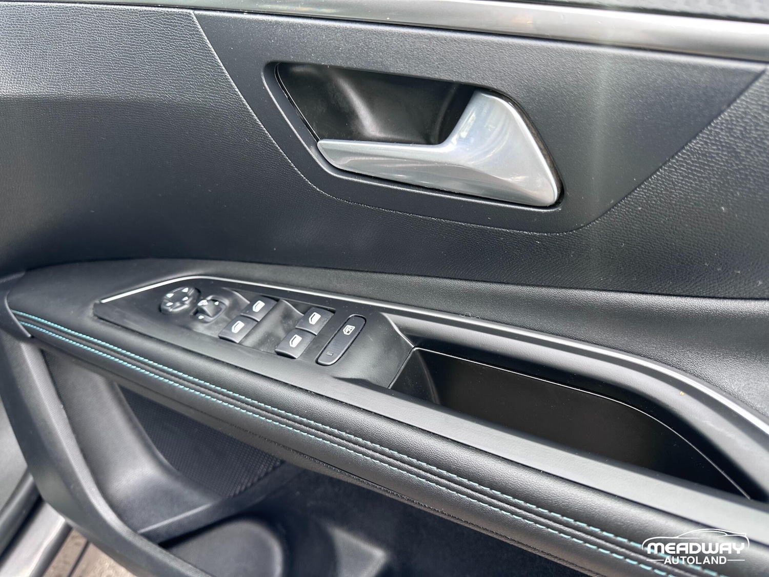 Used Peugeot 3008 2023 for sale - 78127483: Photo 42