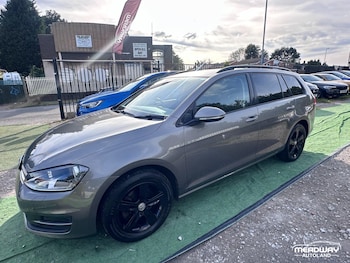 Used Volkswagen Golf 2016 for sale - 75857651: Photo