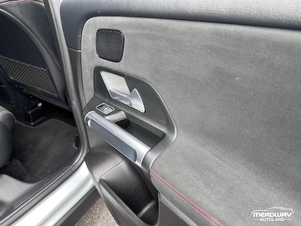 Used Mercedes-Benz GLB 2020 for sale - 76306203: Photo 36