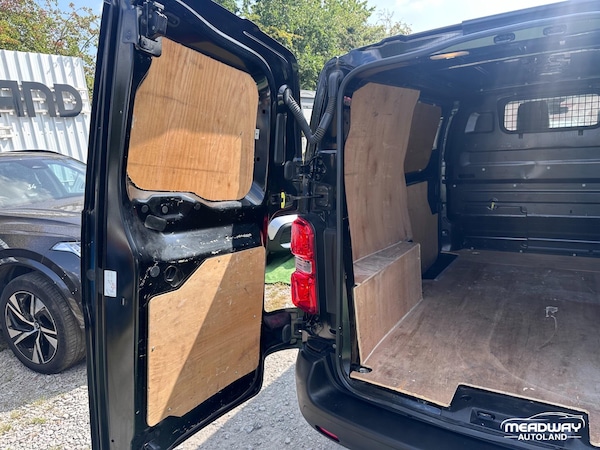 Used Toyota ProAce 2023 for sale - 75599946: Photo 28