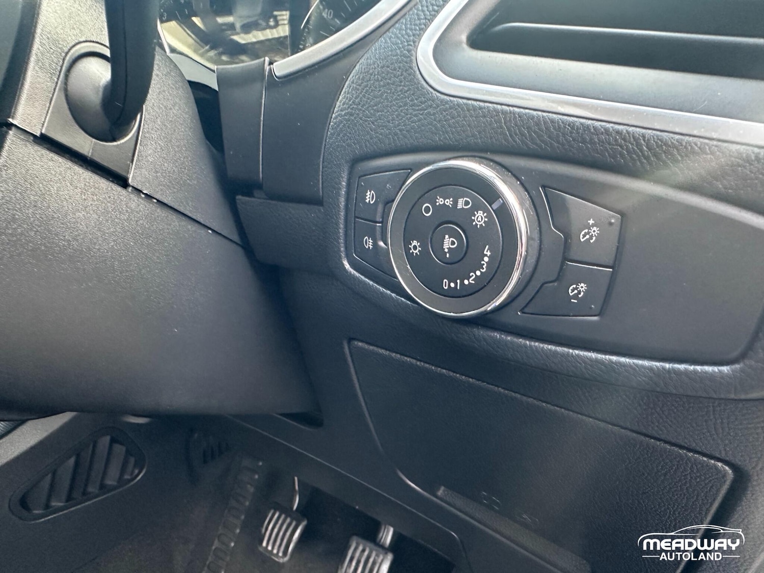 Used Ford S-Max 2017 for sale - 76521905: Photo 32