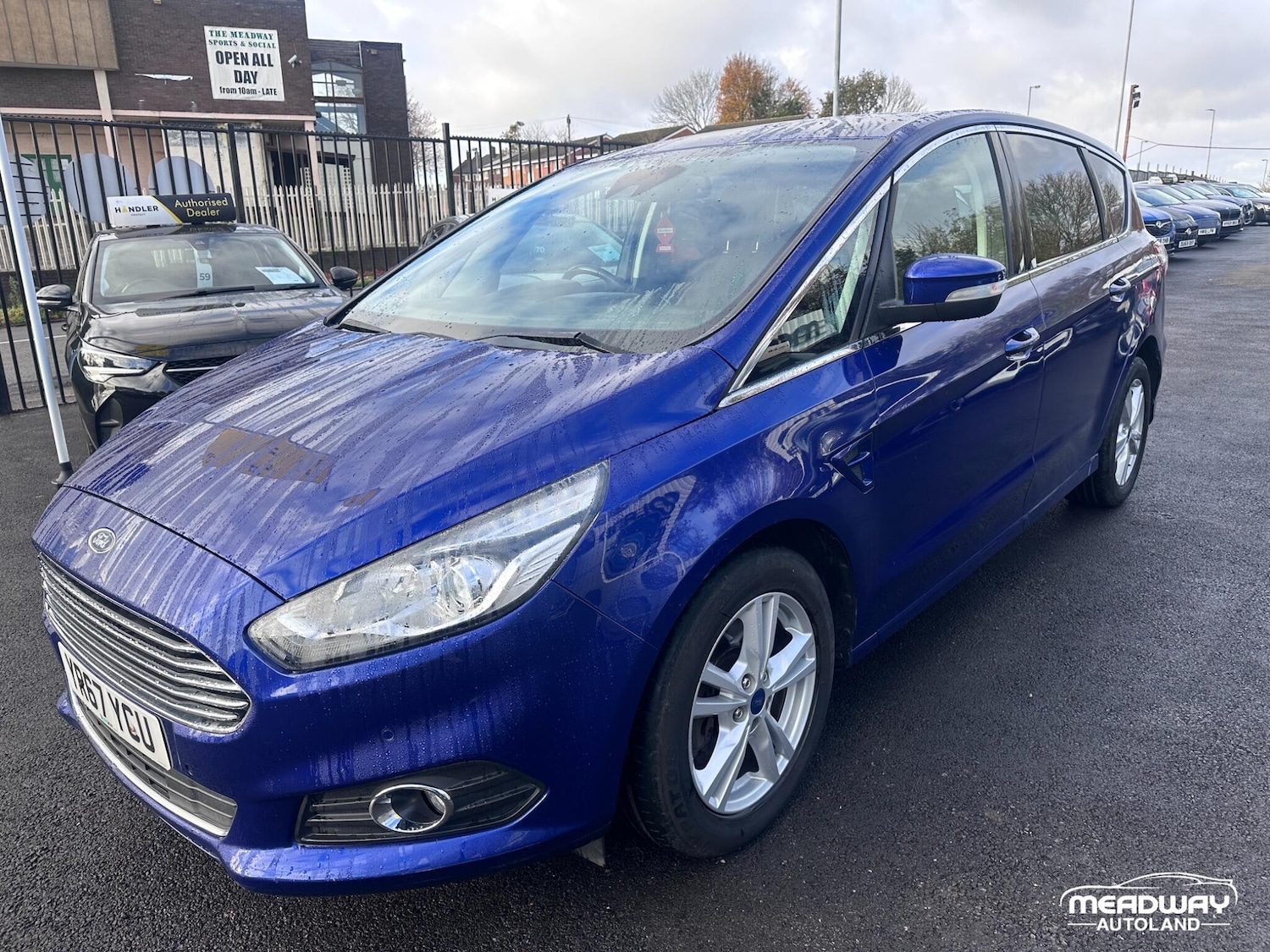 Used Ford S-Max 2017 for sale - 76521905: Photo 5