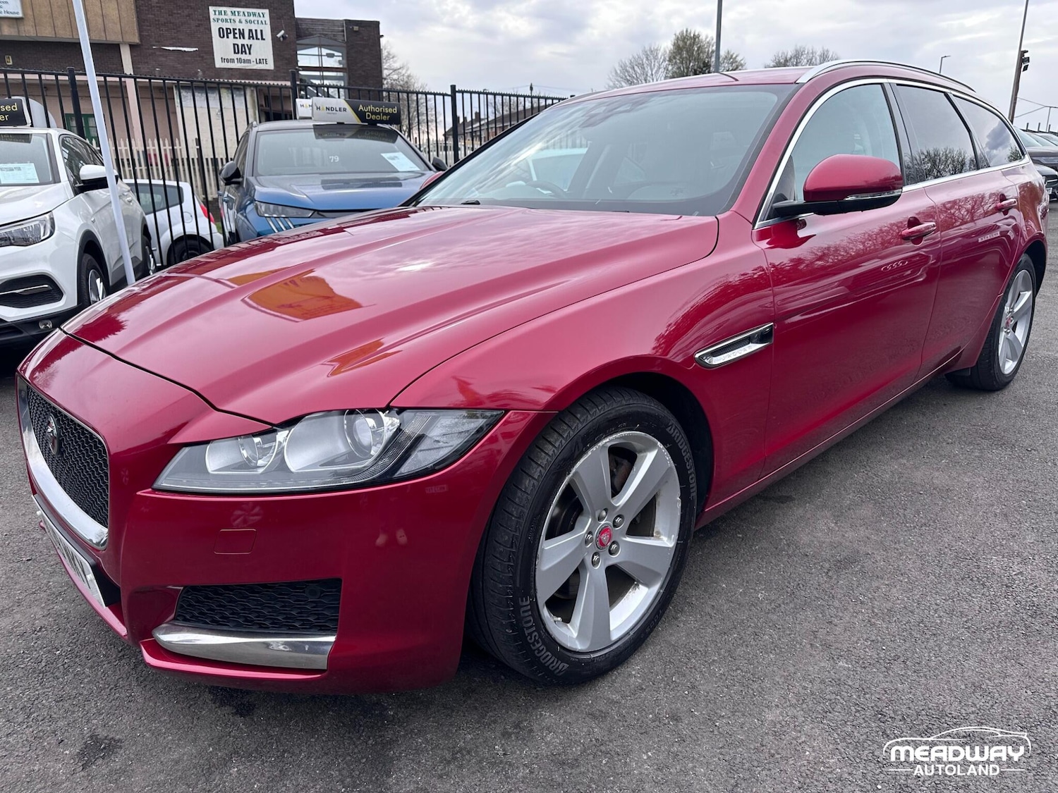 Used Jaguar XF 2019 for sale - 78203926: Photo 5