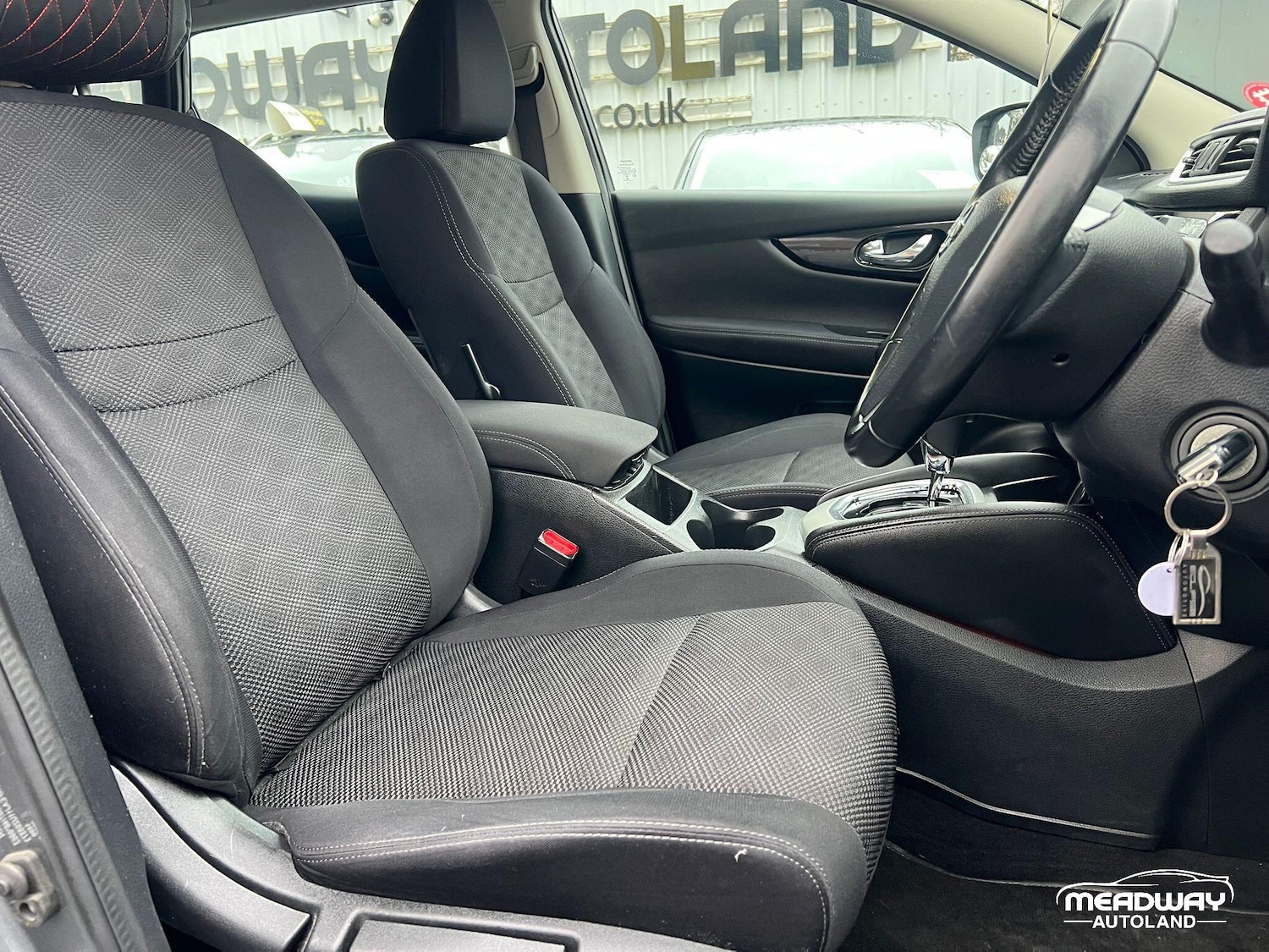 Used Nissan Qashqai 2017 for sale - 77331069: Photo 25