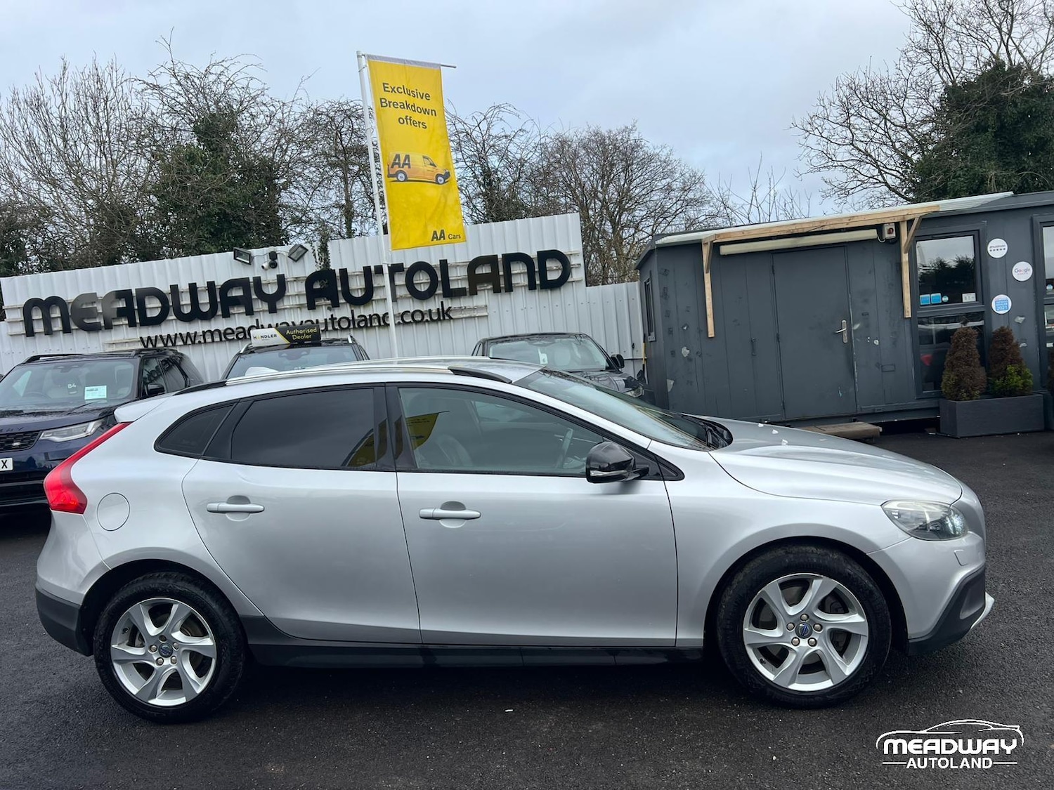 Used Volvo V40 Cross Country for sale - 77538455: Photo 16