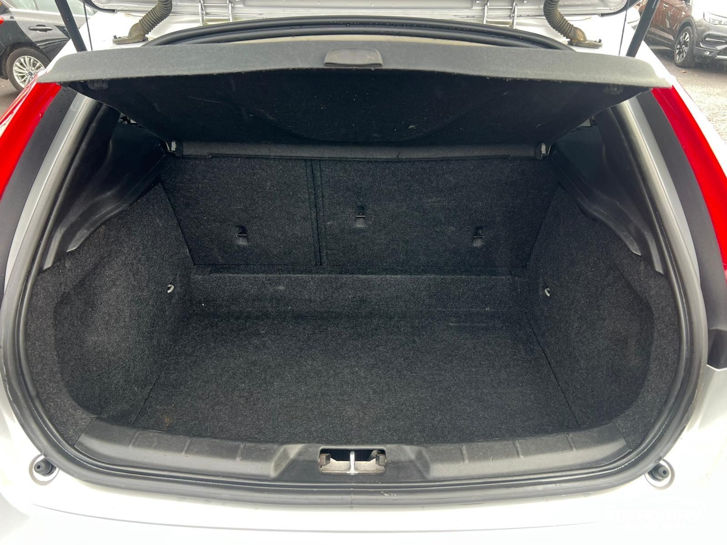 Used Volvo V40 Cross Country for sale - 77538455: Photo 27