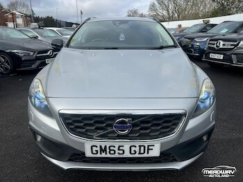 Used Volvo V40 Cross Country 2015 for sale - 77538455: Photo
