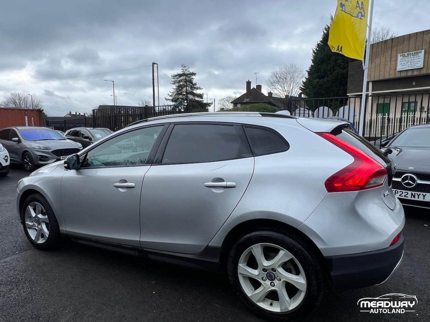 Used Volvo V40 Cross Country for sale - 77538455: Photo 8