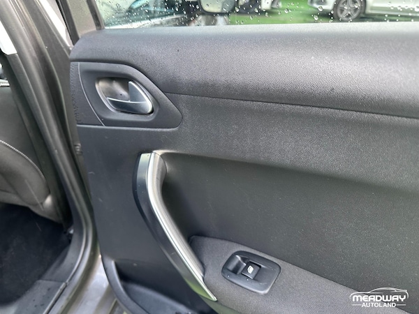 Used Peugeot 2008 2018 for sale - 74019523: Photo 25