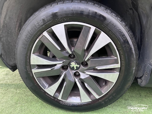Used Peugeot 2008 2018 for sale - 74019523: Photo 28