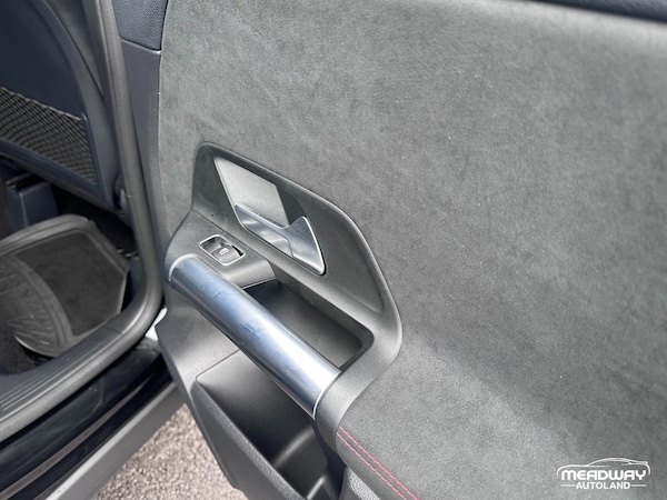 Used Mercedes-Benz GLA 2020 for sale - 76084257: Photo 29
