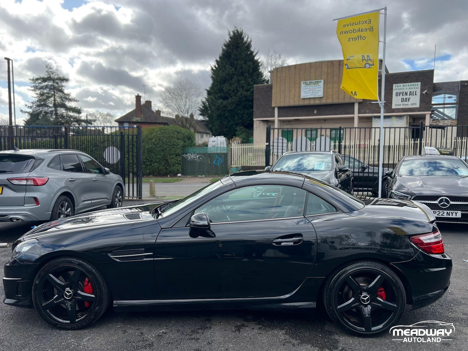 Used Mercedes-Benz SLK 2012 for sale - 77908673: Photo 34