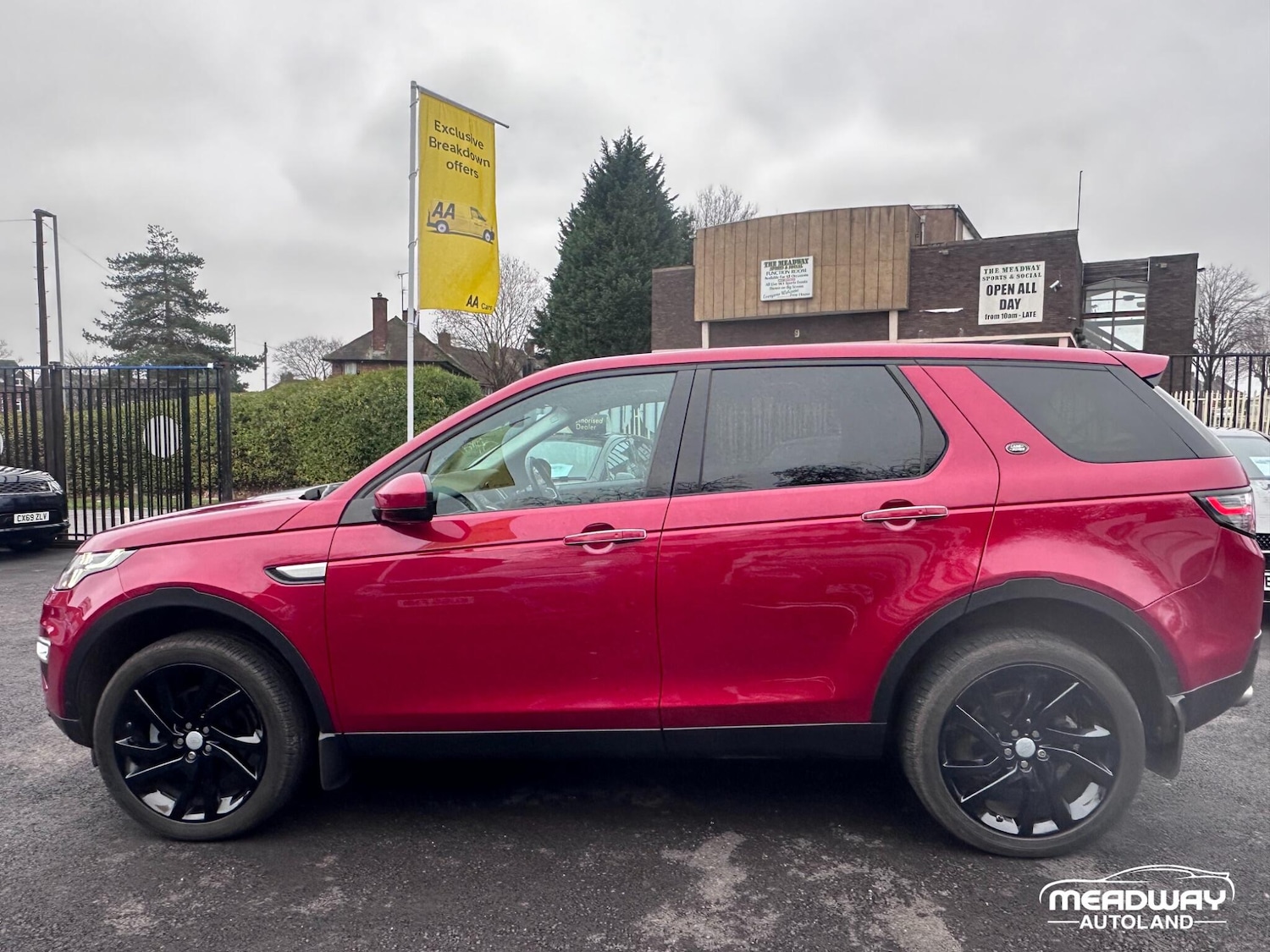 Used Land Rover Discovery Sport 2017 for sale - 77040834: Photo 13