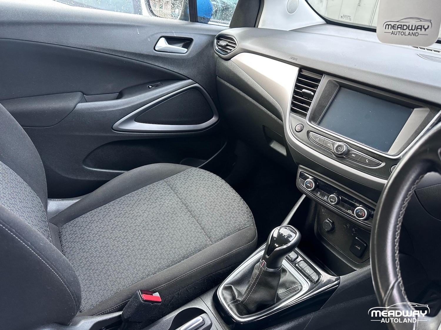 Used Vauxhall Crossland X 2018 for sale - 77925611: Photo 31