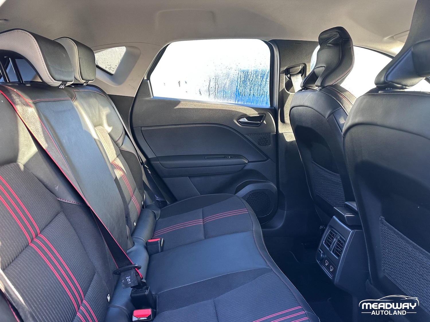 Used Renault Captur 2023 for sale - 77015245: Photo 36