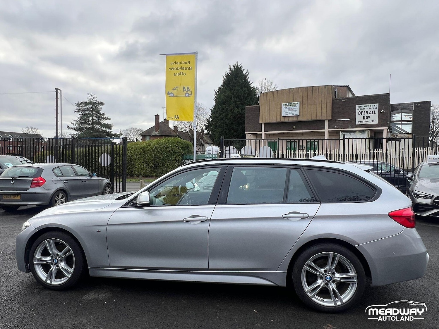 Used BMW 3 Series 2017 for sale - 76781661: Photo 10
