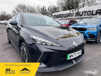 2023 (73) - 150kW Trophy EV Long Range 64kWh 5dr Auto