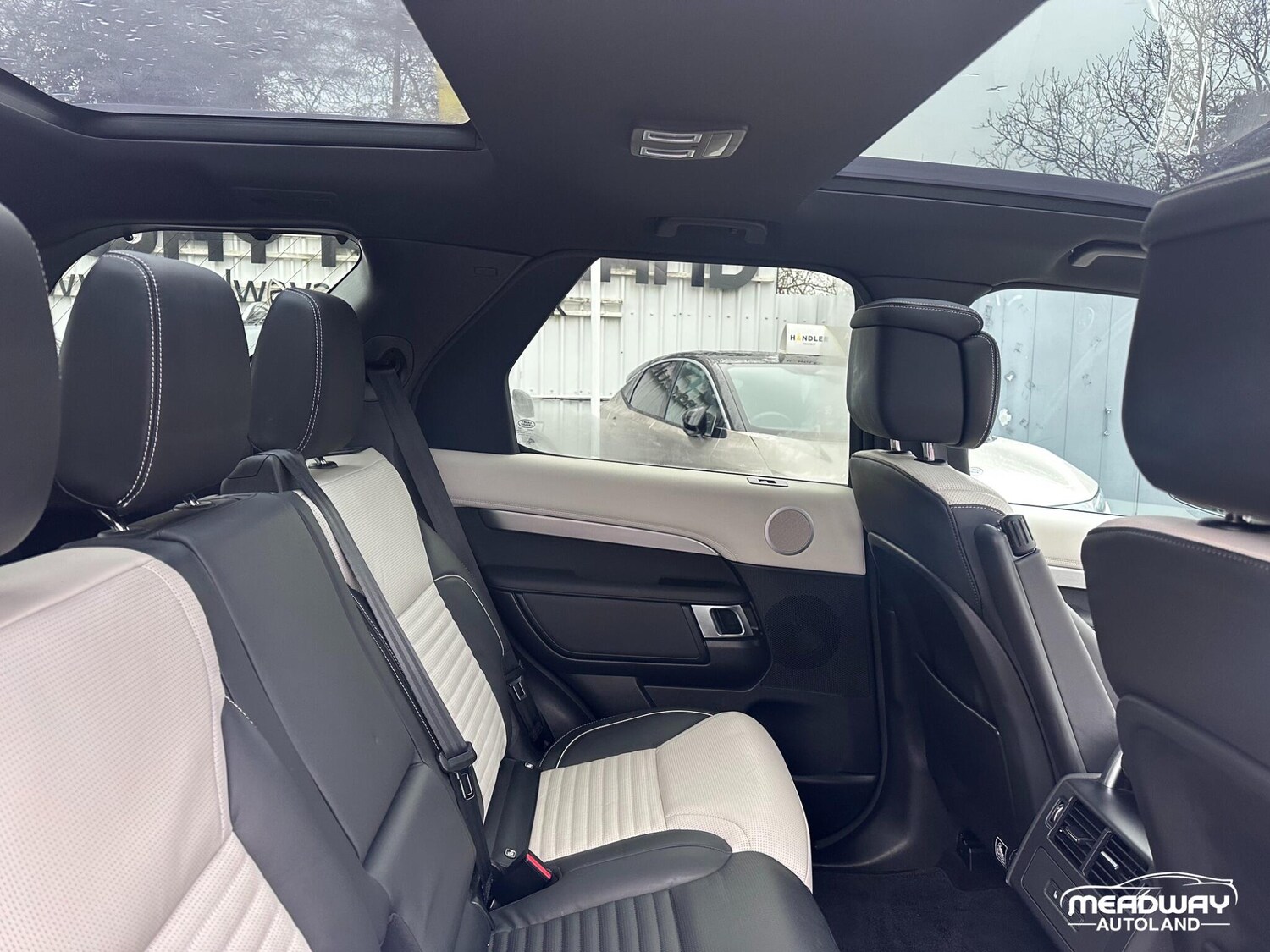 Used Land Rover Discovery 2023 for sale - 78148098: Photo 24