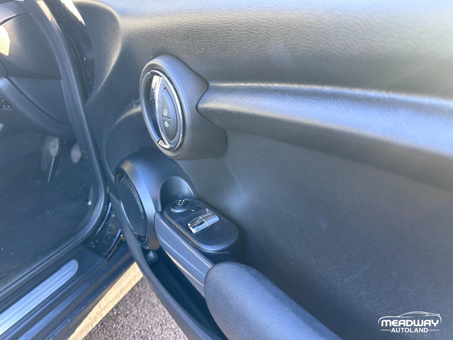 Used MINI Hatch 2020 for sale - 77016138: Photo 15