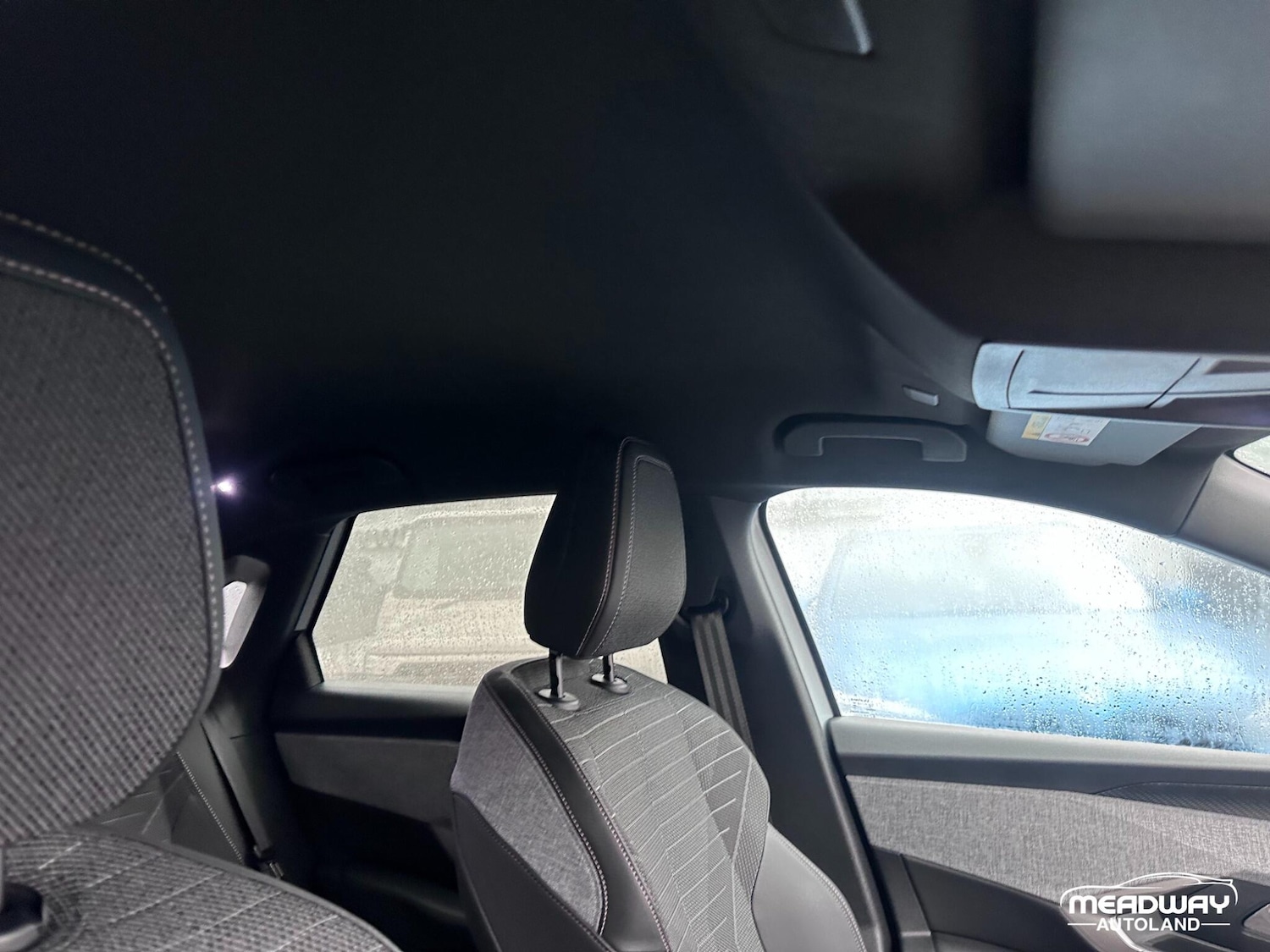 Used Peugeot E-3008 2025 for sale - 76952912: Photo 22