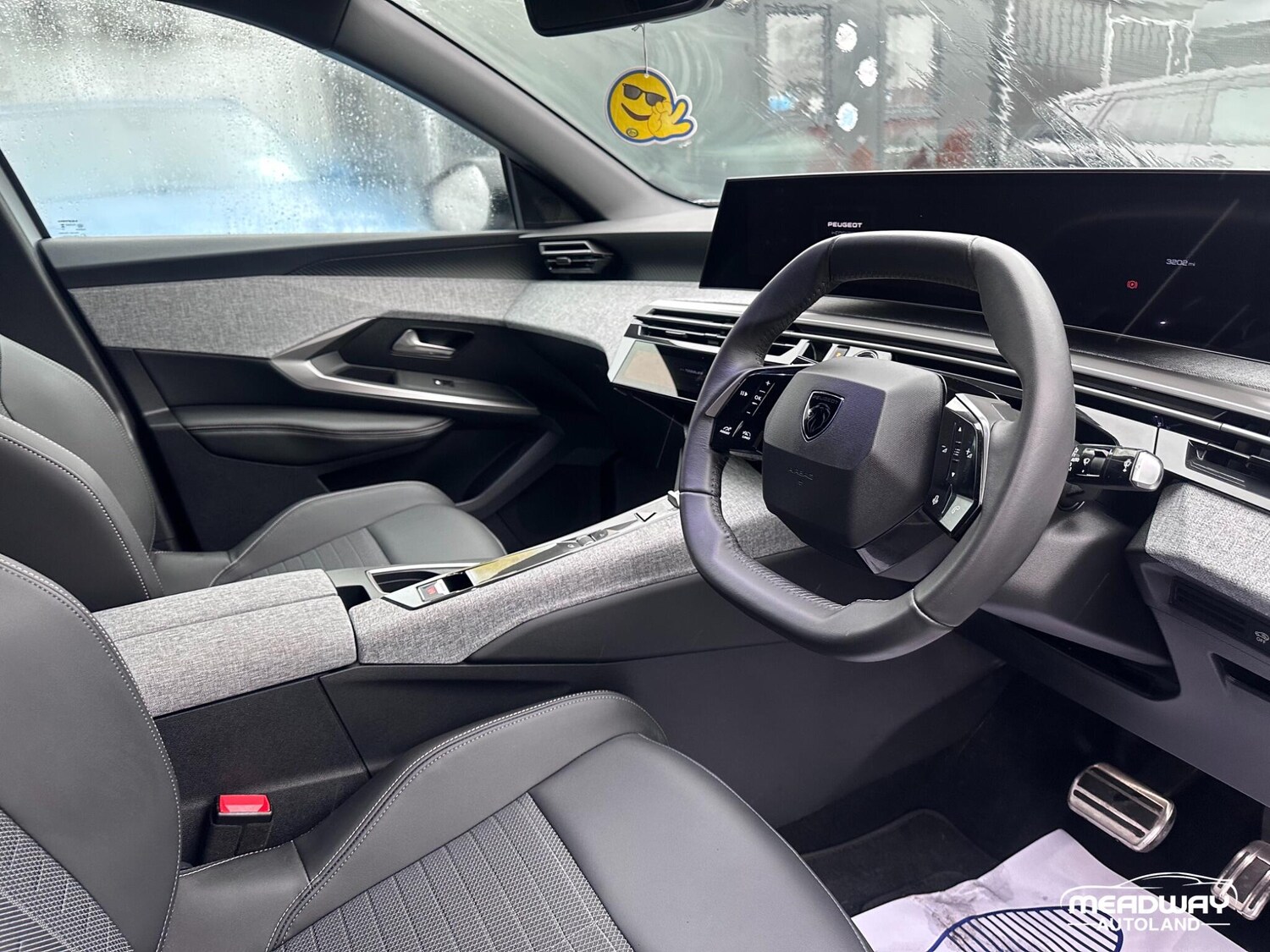 Used Peugeot E-3008 2025 for sale - 76952912: Photo 28